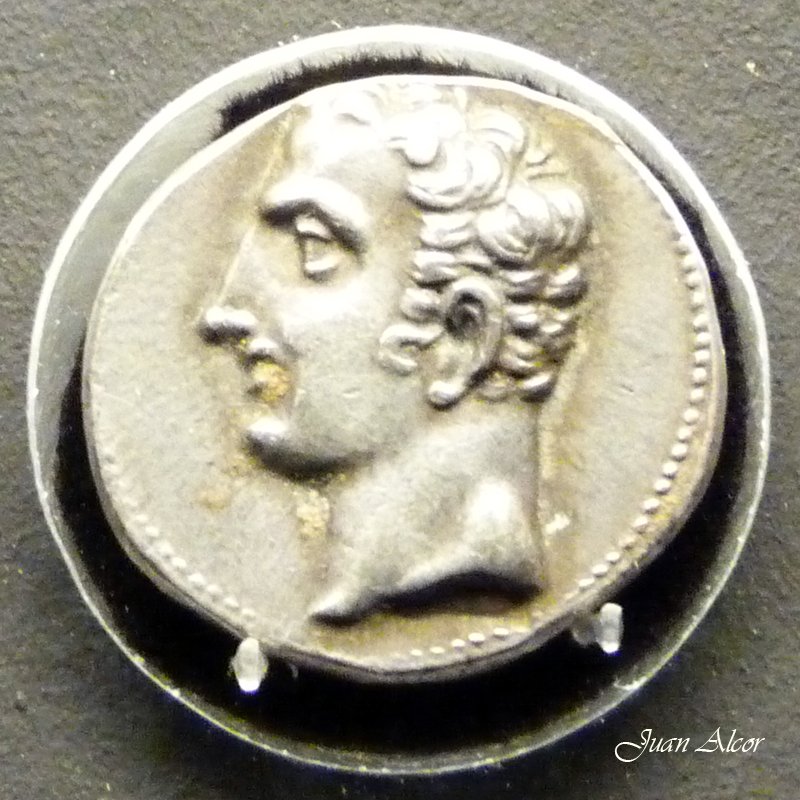 El saqueo romano de oro y plata en Hispania 2 Imagen: "SHEKEL HISPANO-CARTAGINÉS Tesoro de Mogente (Valencia) Plata Ciclo púnico Museo Arqueológico Nacional, Madrid"
