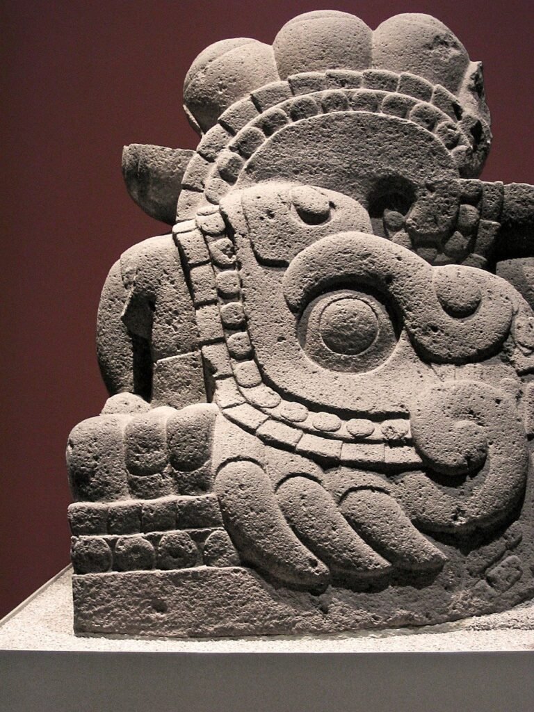 La sed del oro: Crueldad y conquista 2 Quetzalcóatl o la Serpiente Emplumada