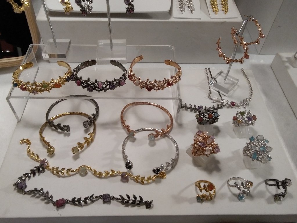 Diferencias entre Chapado y Baño de oro 2 brazaletes y anillos con chapado en oro