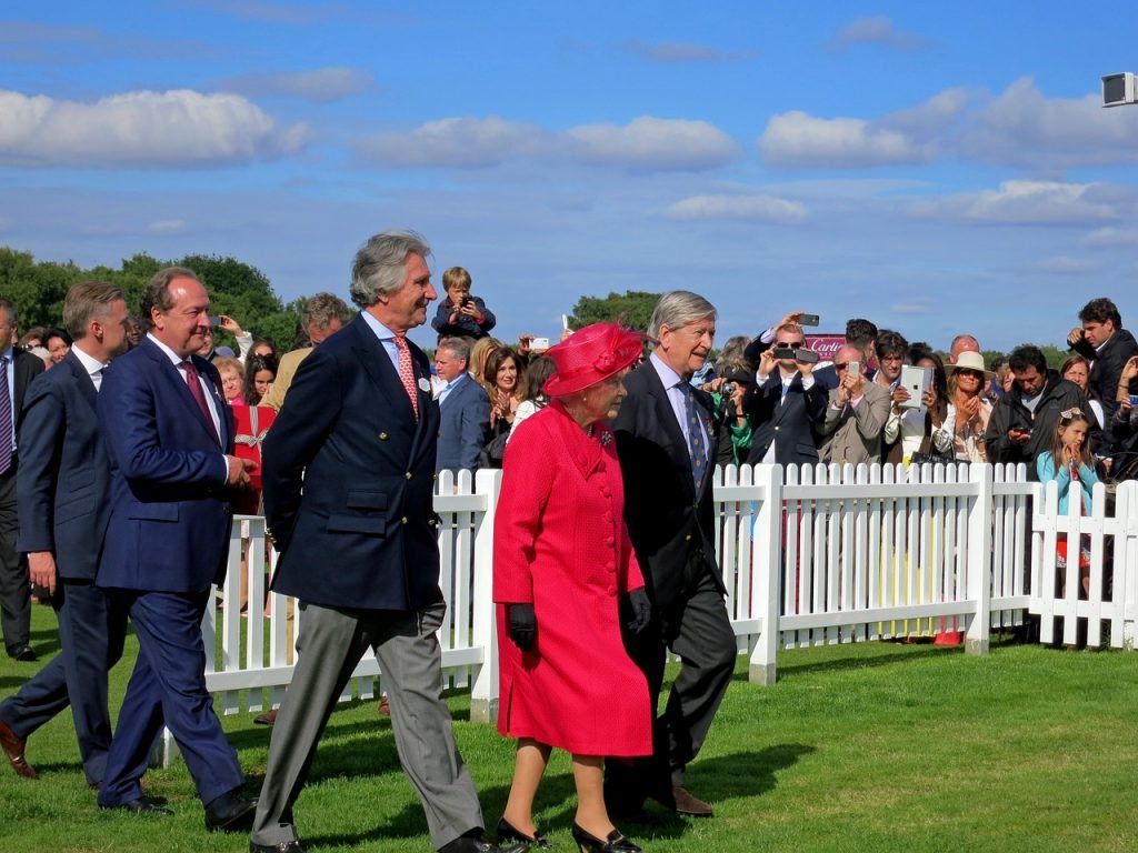 Las Joyas de Isabel II en su último viaje 1 Las Joyas de Isabel II